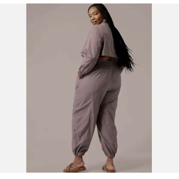 Athleta x Alicia Keys Parachute Open Back Utility Jumpsuit Smokey Almond RT$209 - Picture 2 of 10
